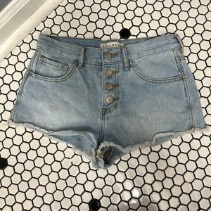 Bullhead hi rise short size 26